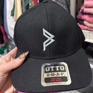 OTTO Black Premium Snapback Cap